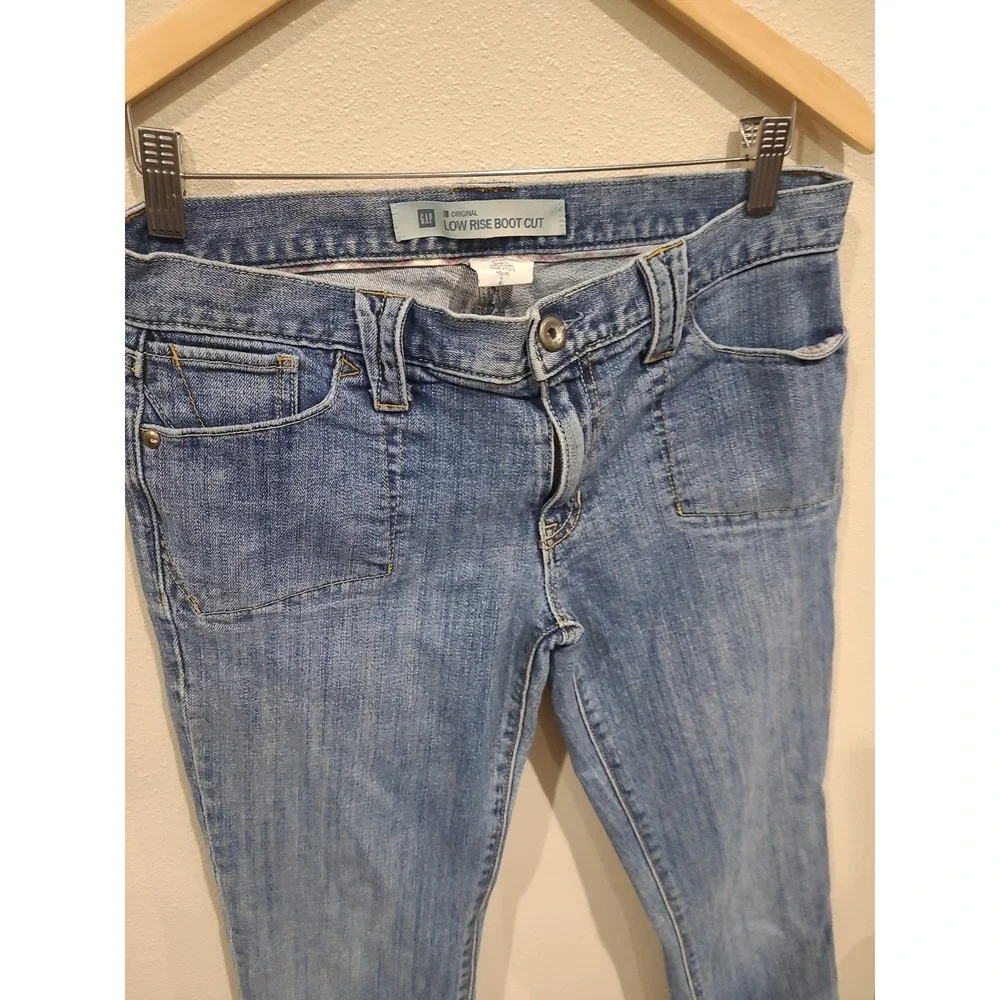 Vtg. GAP Low Rise Boot Cut Women SZ‎ 8L med wash stretch jean casual Y2K with